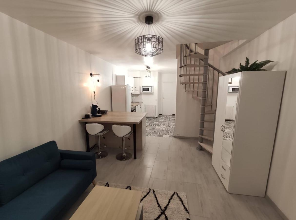 Superbe Duplex En Plein Coeur De Crepy-En-Valois Apartment ภายนอก รูปภาพ