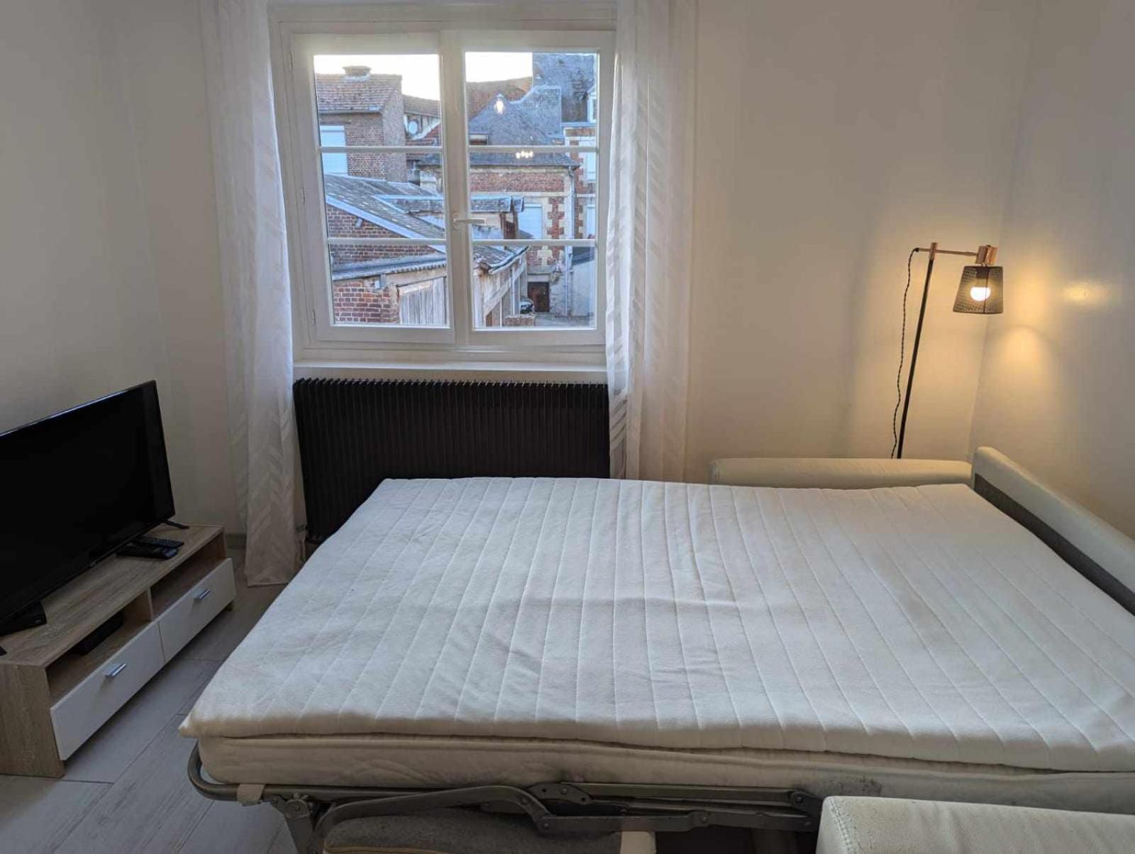 Superbe Duplex En Plein Coeur De Crepy-En-Valois Apartment ภายนอก รูปภาพ